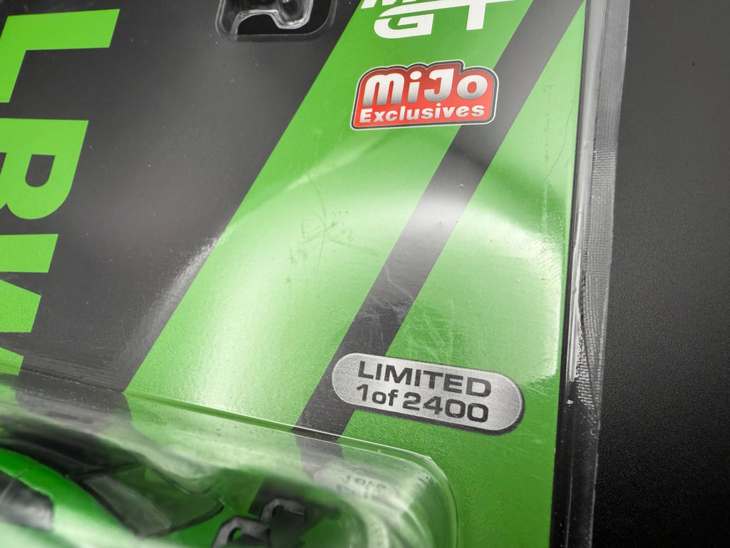 Mini GT Nissan GTR R35 LBWK - Apple Green #437