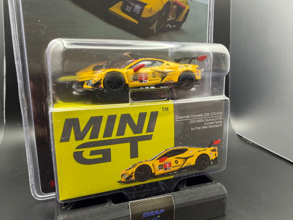 Mini GT Chevy Corvette C8.R GT3 IMSA 2024 Daytona 24hrs #854