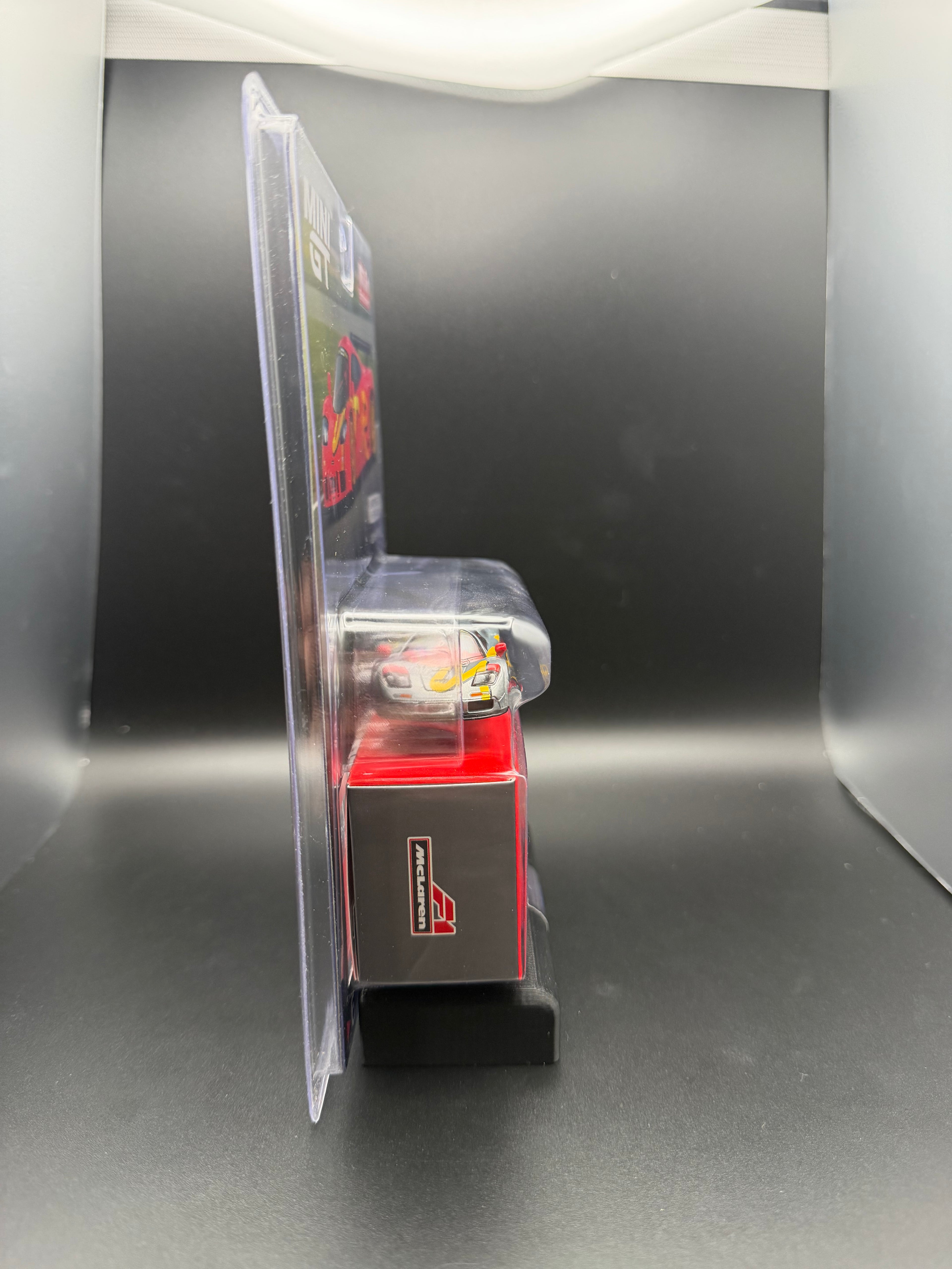 Mini GT McLaren F1 GTR “Presentation” CHASE #684