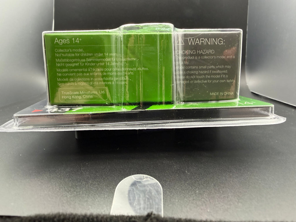 Mini GT Nissan GTR R35 LBWK - Apple Green #437