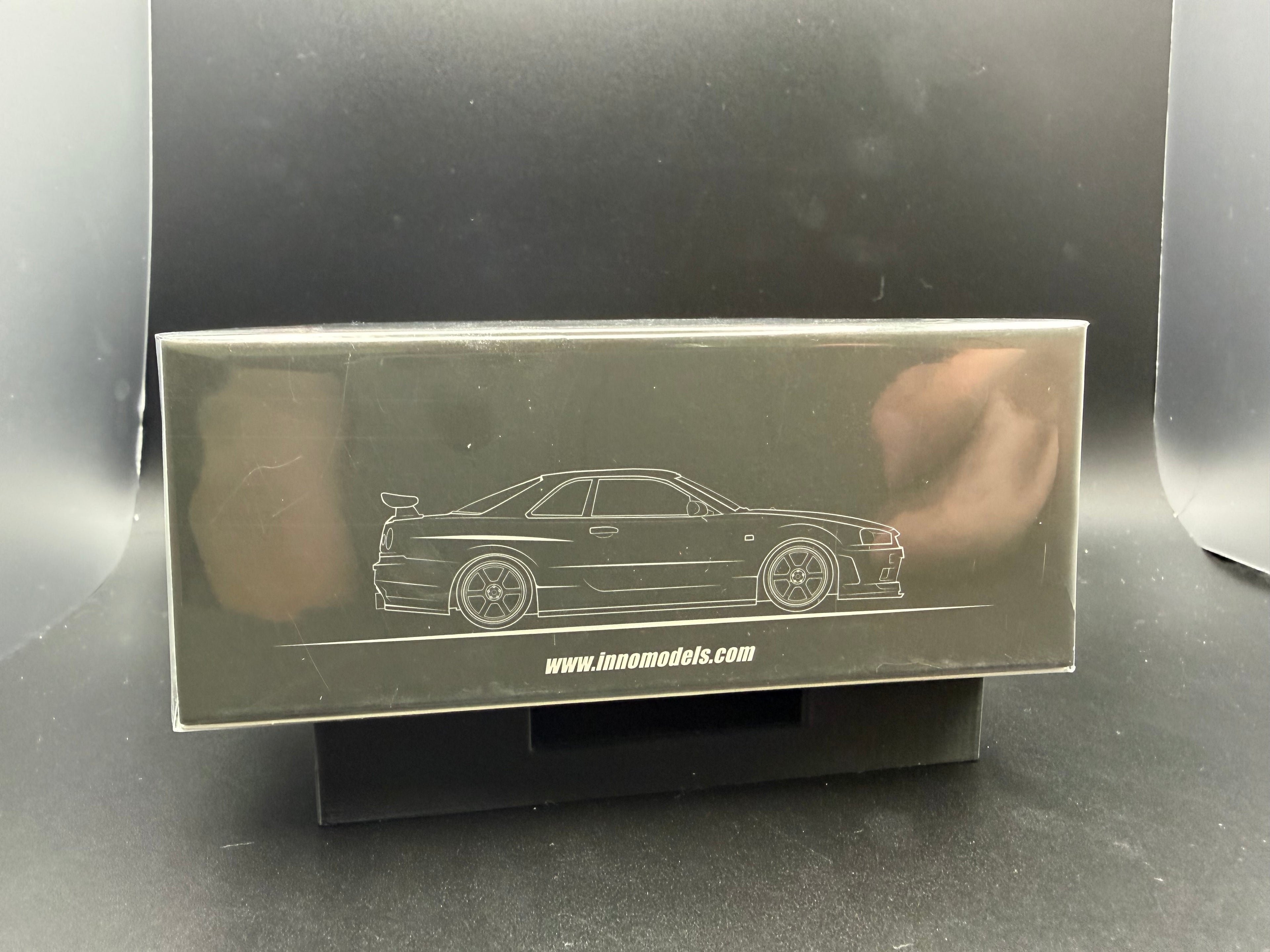 Inno64 Omori Factory “Clubman Race Spec” R34 GTR